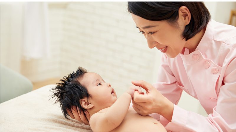 母婴护理师培训：掌握科学护理，守护宝宝健康