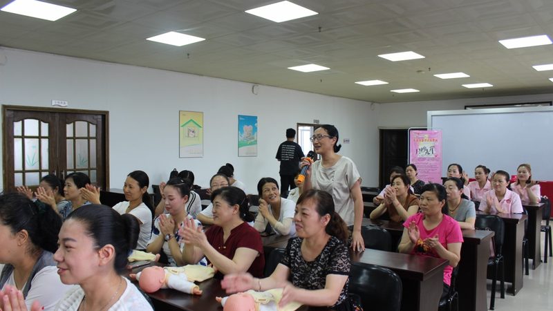 深圳育婴师培训加盟，如何把握关键条件？**